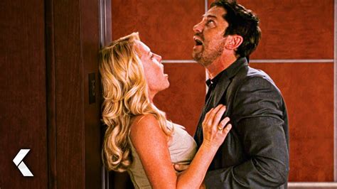 Elevator Kiss .